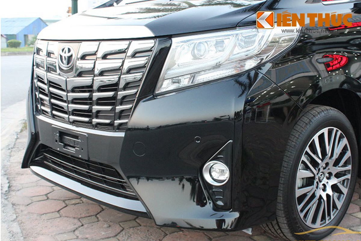 Soi “chuyen co mat dat” Toyota Alphard 4,9 ty tai Ha Noi-Hinh-3